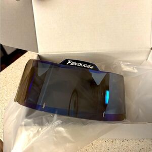 Fenduoer Blue Visor Shield, NWT, softball/baseball